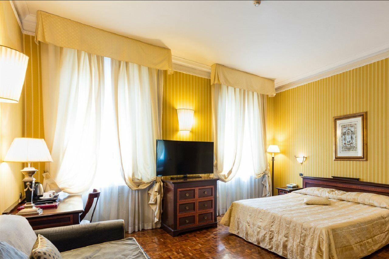 Hotel Cecil Rome Bagian luar foto